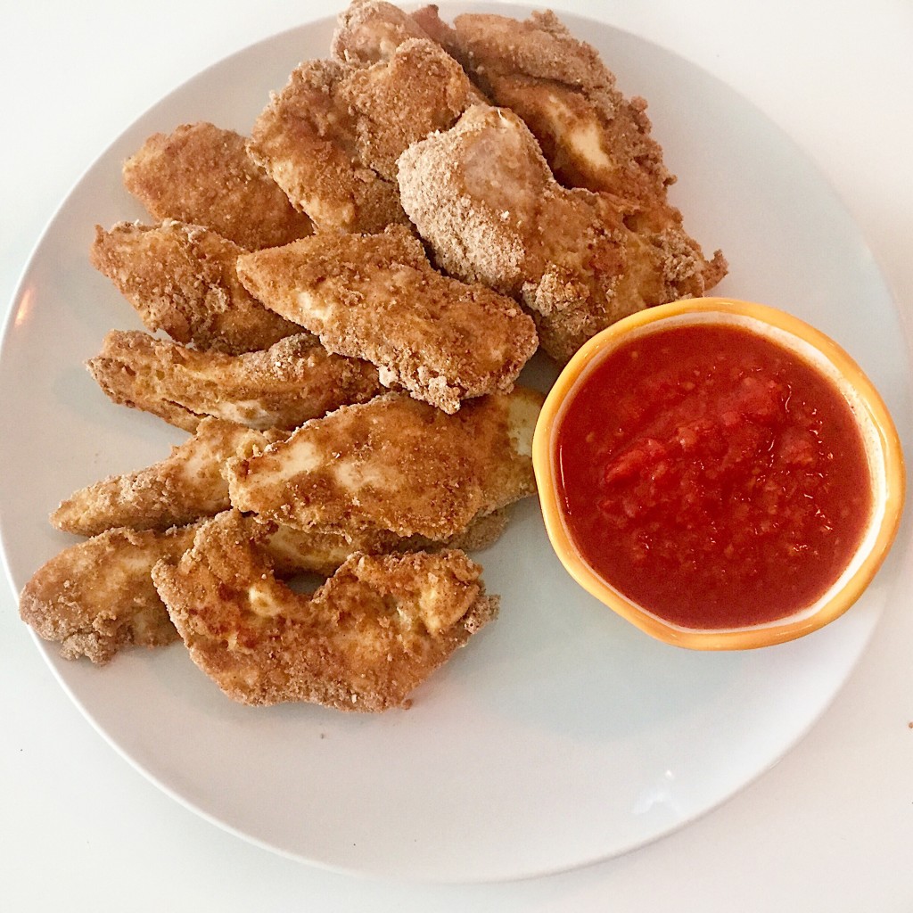 Cracker Crusted Chicken Fingers - I Hart NutritionI Hart Nutrition